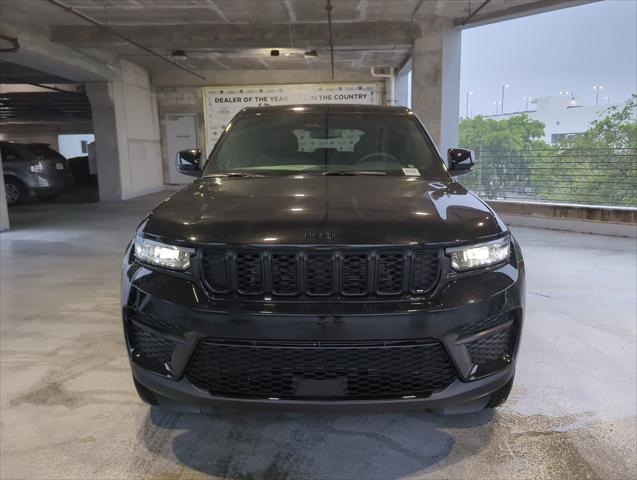 2024 Jeep Grand Cherokee GRAND CHEROKEE ALTITUDE 4X4