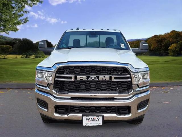 2024 RAM Ram 3500 RAM 3500 TRADESMAN REGULAR CAB 4X4 8 BOX