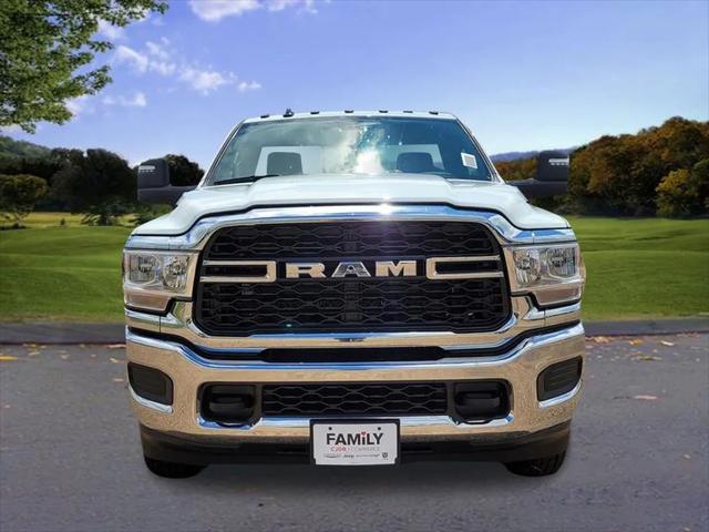 2024 RAM Ram 3500 RAM 3500 TRADESMAN REGULAR CAB 4X4 8 BOX