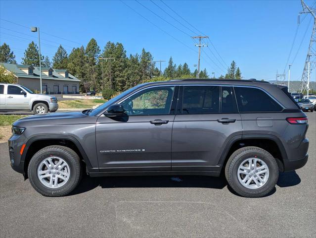 2024 Jeep Grand Cherokee GRAND CHEROKEE LAREDO 4X4