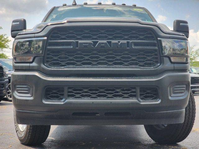 2024 RAM Ram 2500 RAM 2500 TRADESMAN CREW CAB 4X4 64 BOX