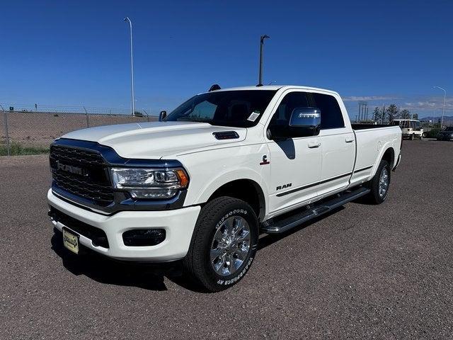 2024 RAM Ram 3500 RAM 3500 LIMITED CREW CAB 4X4 8 BOX