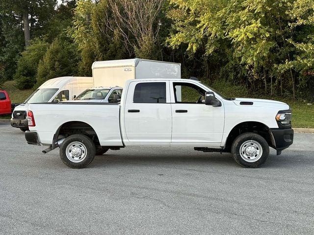 2024 RAM Ram 2500 RAM 2500 TRADESMAN CREW CAB 4X4 64 BOX