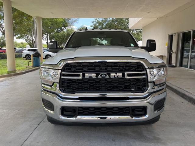 2024 RAM Ram 2500 RAM 2500 TRADESMAN CREW CAB 4X4 64 BOX