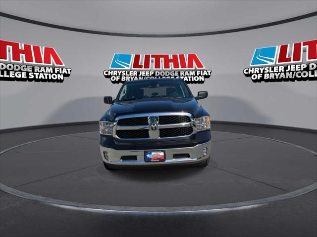 2024 RAM Ram 1500 Classic RAM 1500 CLASSIC TRADESMAN CREW CAB 4X4 57 BOX