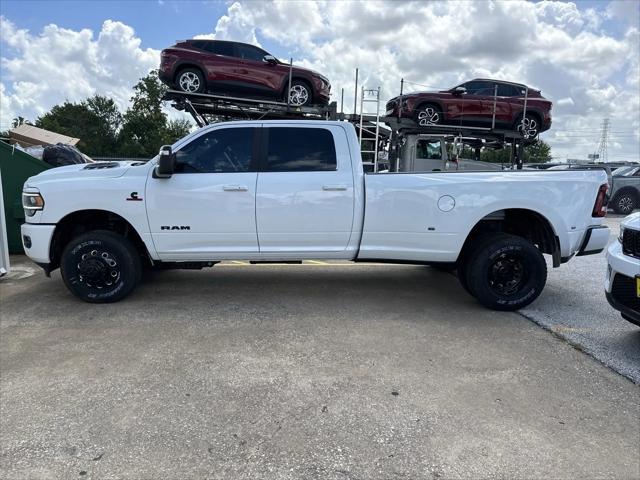 2024 RAM Ram 3500 RAM 3500 LARAMIE CREW CAB 4X4 8 BOX