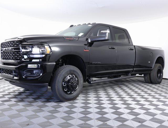 2024 RAM Ram 3500 RAM 3500 BIG HORN CREW CAB 4X4 8 BOX