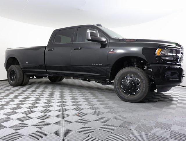 2024 RAM Ram 3500 RAM 3500 BIG HORN CREW CAB 4X4 8 BOX