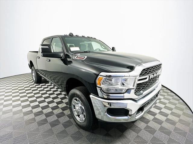 2024 RAM Ram 2500 RAM 2500 TRADESMAN CREW CAB 4X4 64 BOX