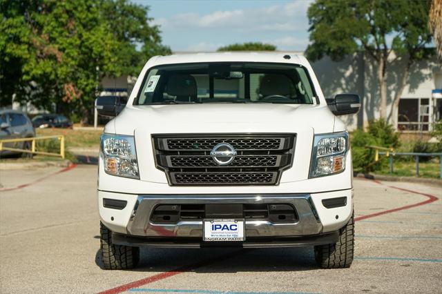 2020 Nissan TITAN Crew Cab SV 4x2