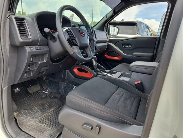 2023 Nissan Frontier Crew Cab PRO-X 4x2