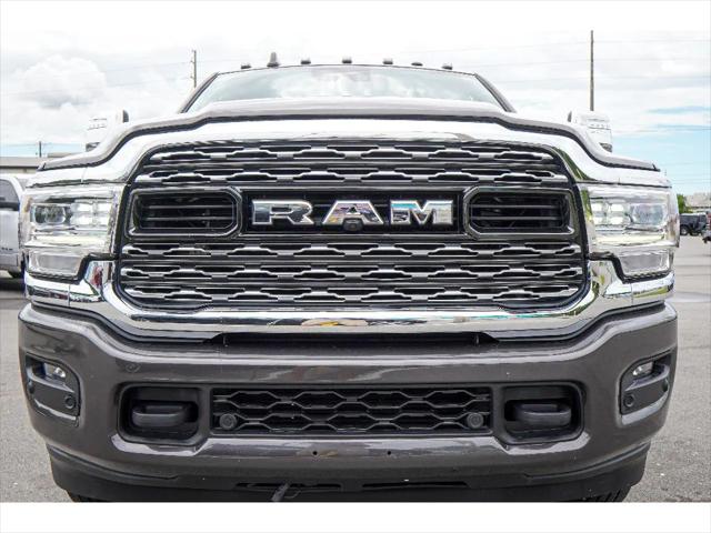 2024 RAM 3500 Limited Crew Cab 4x4 8 Box