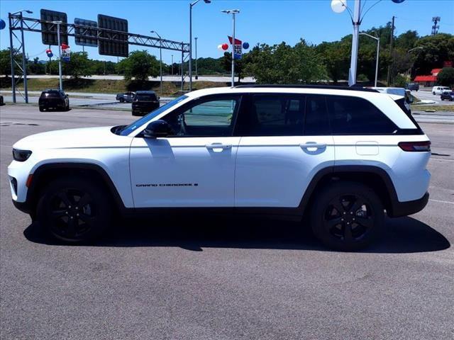 2023 Jeep Grand Cherokee Altitude 4x4