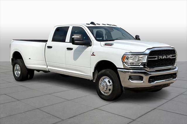 2024 RAM Ram 3500 RAM 3500 TRADESMAN CREW CAB 4X4 8 BOX