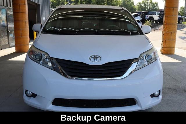 2011 Toyota Sienna XLE V6