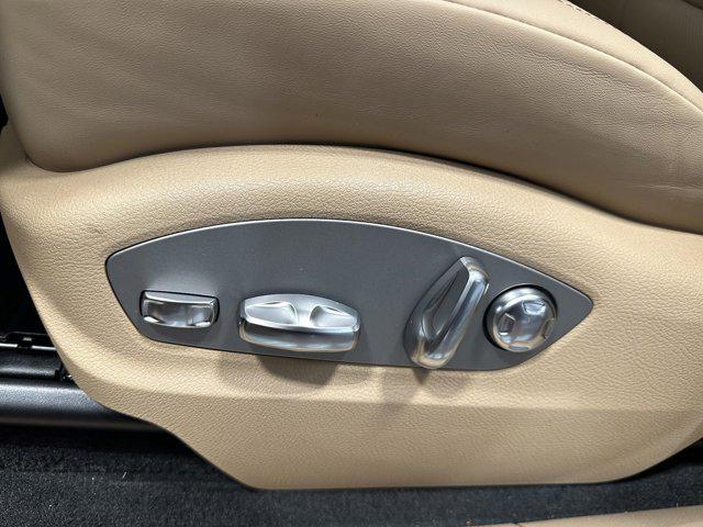 2024 Porsche Macan AWD