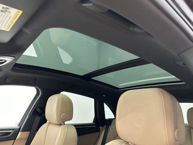 2024 Porsche Macan AWD