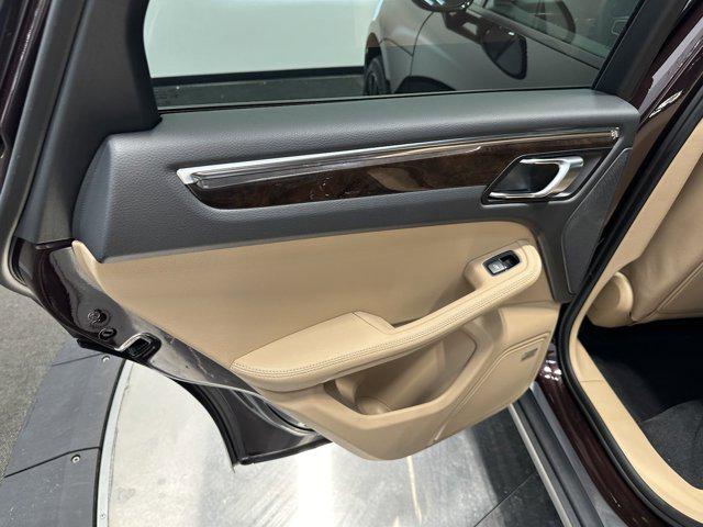2024 Porsche Macan AWD