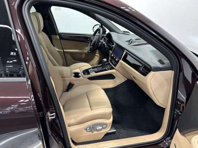 2024 Porsche Macan AWD