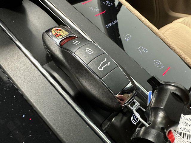 2024 Porsche Macan AWD