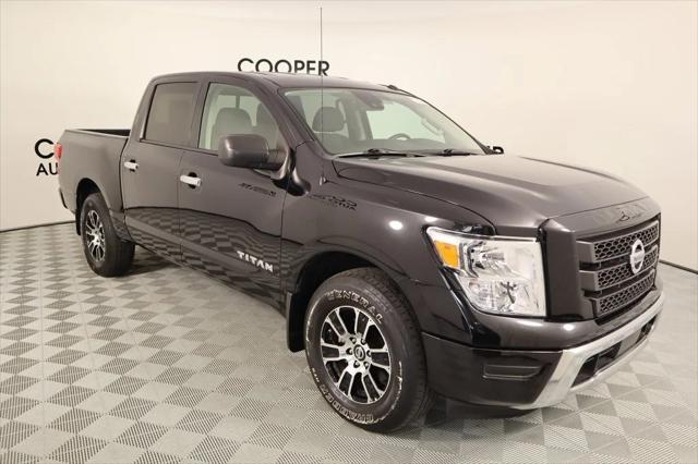 2021 Nissan TITAN Crew Cab SV 4x2