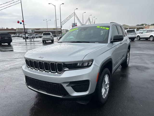 2024 Jeep Grand Cherokee Laredo X 4x4