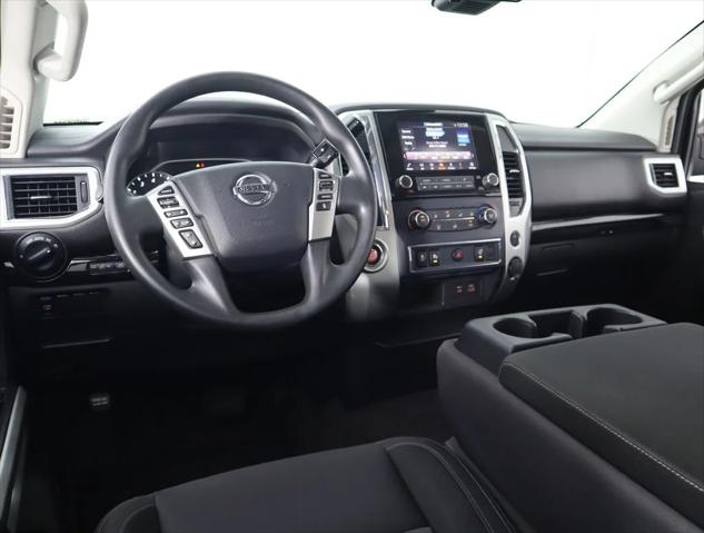 2021 Nissan TITAN Crew Cab SV 4x2