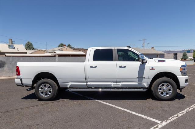 2024 RAM Ram 3500 RAM 3500 LARAMIE CREW CAB 4X4 8 BOX