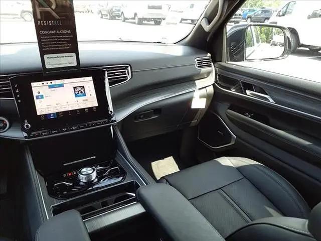 2023 Jeep Wagoneer Series III 4x4