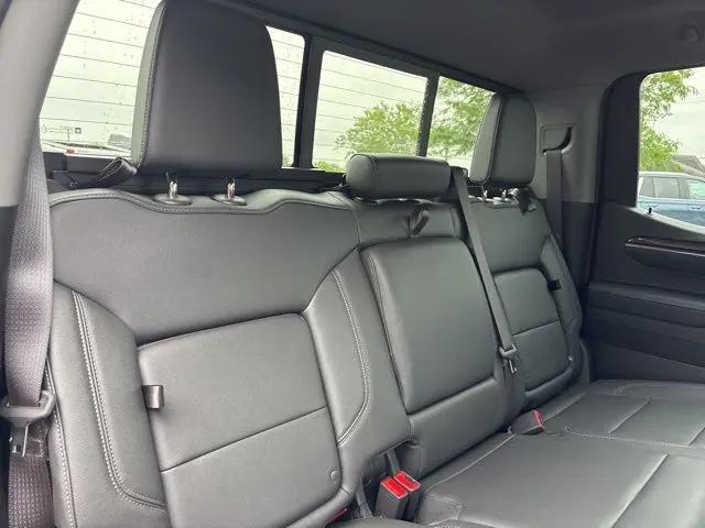 2024 Chevrolet Silverado 1500 4WD Crew Cab Short Bed RST