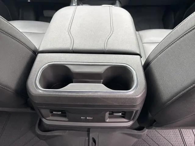 2024 Chevrolet Silverado 1500 4WD Crew Cab Short Bed RST