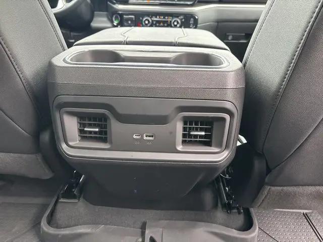 2024 Chevrolet Silverado 1500 4WD Crew Cab Short Bed RST