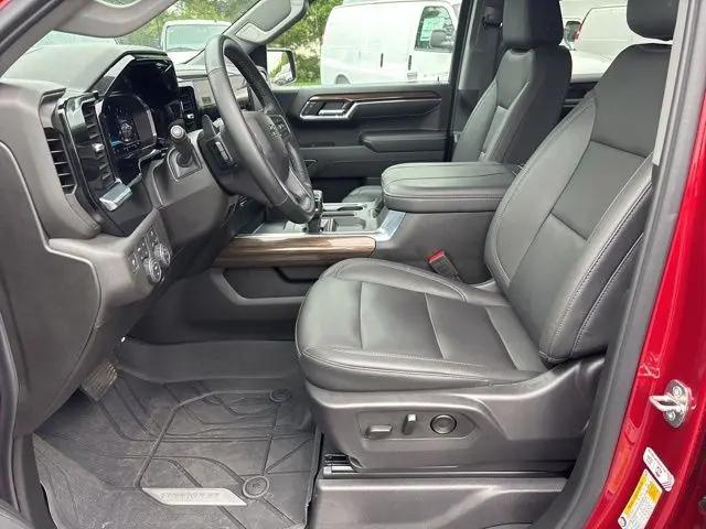 2024 Chevrolet Silverado 1500 4WD Crew Cab Short Bed RST