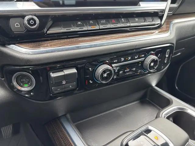 2024 Chevrolet Silverado 1500 4WD Crew Cab Short Bed RST