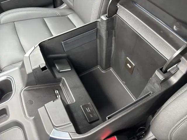 2024 Chevrolet Silverado 1500 4WD Crew Cab Short Bed RST