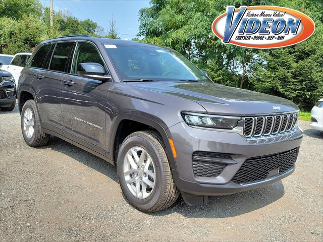 2024 Jeep Grand Cherokee GRAND CHEROKEE LAREDO X 4X4