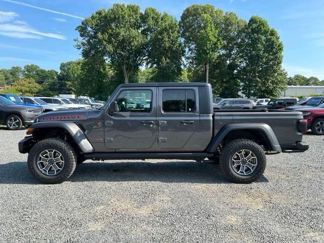 2024 Jeep Gladiator GLADIATOR MOJAVE 4X4