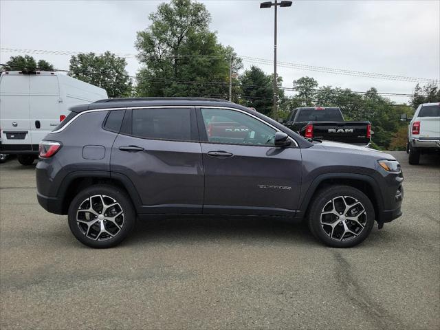 2024 Jeep Compass COMPASS LIMITED 4X4