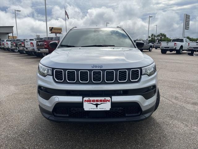 2024 Jeep Compass COMPASS LATITUDE 4X4