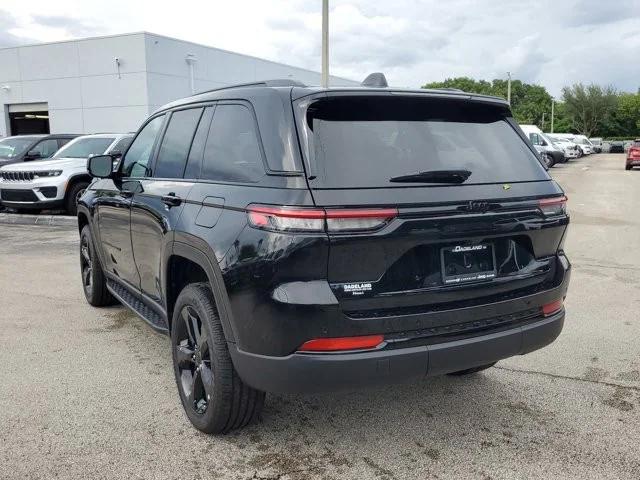 2024 Jeep Grand Cherokee GRAND CHEROKEE ALTITUDE 4X2
