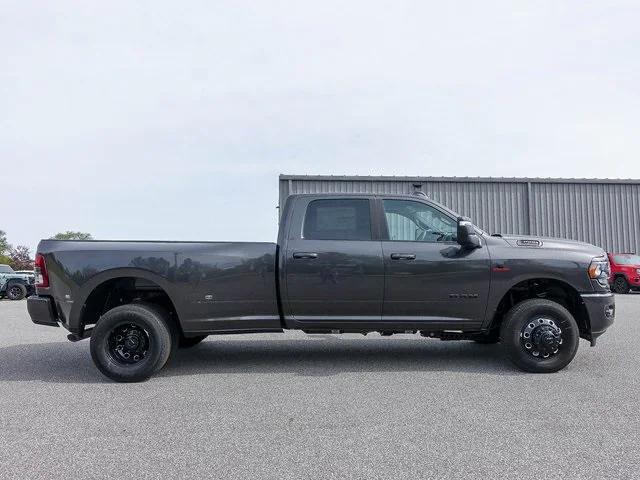 2024 RAM Ram 3500 RAM 3500 BIG HORN CREW CAB 4X4 8 BOX