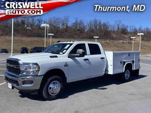 2024 RAM Ram 3500 Chassis Cab RAM 3500 TRADESMAN CREW CAB CHASSIS 4X4 60 CA