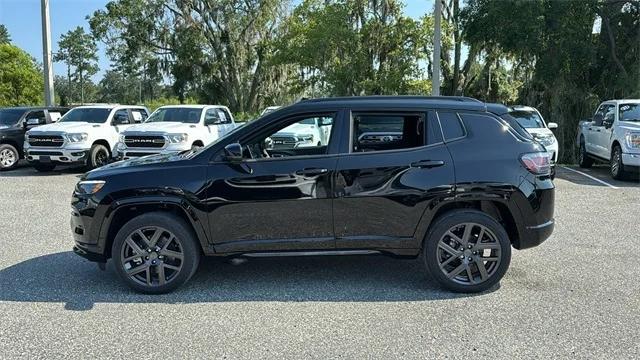 2024 Jeep Compass COMPASS LIMITED 4X4