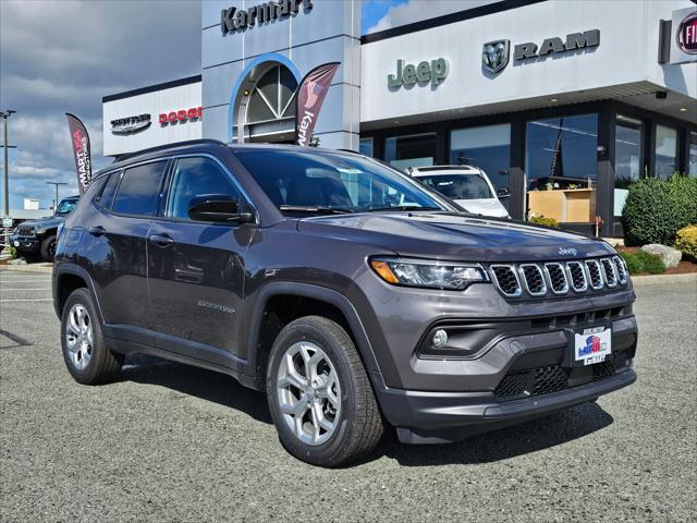 2024 Jeep Compass COMPASS LATITUDE 4X4