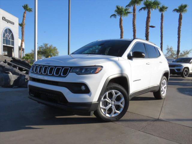 2024 Jeep Compass COMPASS LATITUDE 4X4