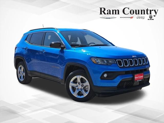 2024 Jeep Compass COMPASS LATITUDE 4X4