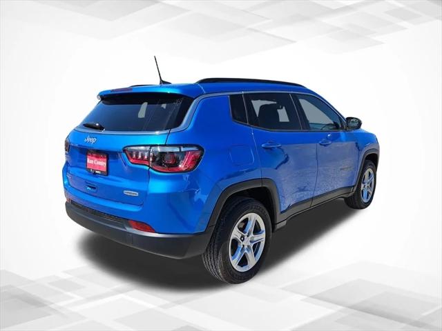 2024 Jeep Compass COMPASS LATITUDE 4X4