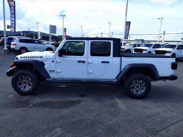 2024 Jeep Gladiator GLADIATOR MOJAVE 4X4