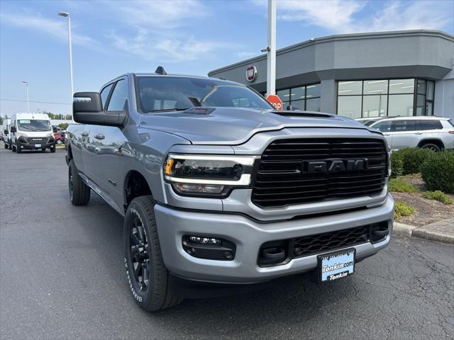 2024 RAM Ram 3500 RAM 3500 LARAMIE CREW CAB 4X4 8 BOX