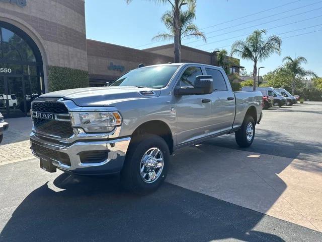2024 RAM Ram 3500 RAM 3500 TRADESMAN CREW CAB 4X4 64 BOX